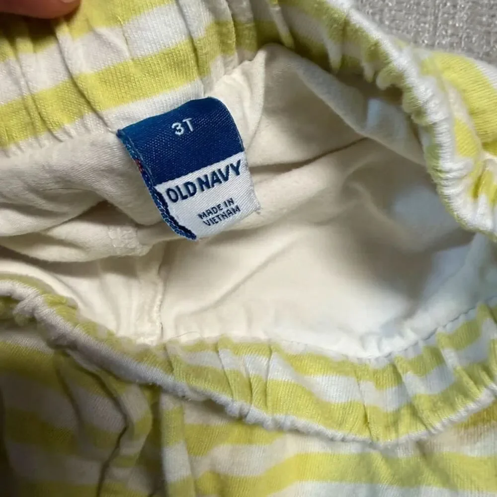 Old Navy 3T Girls Skorts Yellow Green